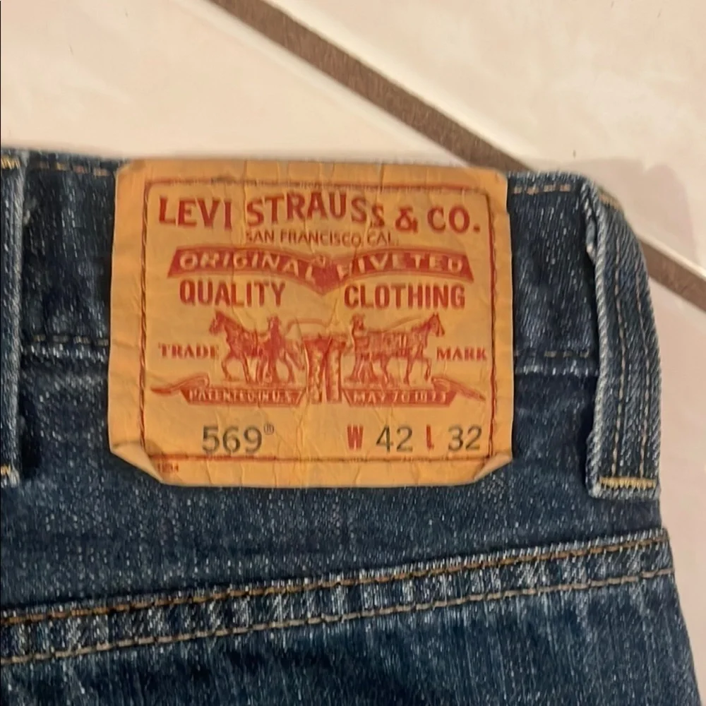 Levi's 569 Blue Relaxed Fit Jeans Size W42 L32